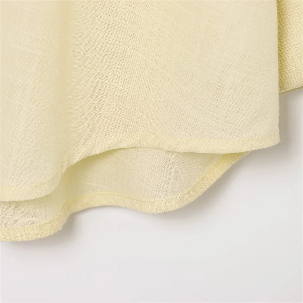 Damenhemd mit Kragen und weiten Ärmeln, schlichtes und lässiges Temperament-Sommerhemd im neuen Stil