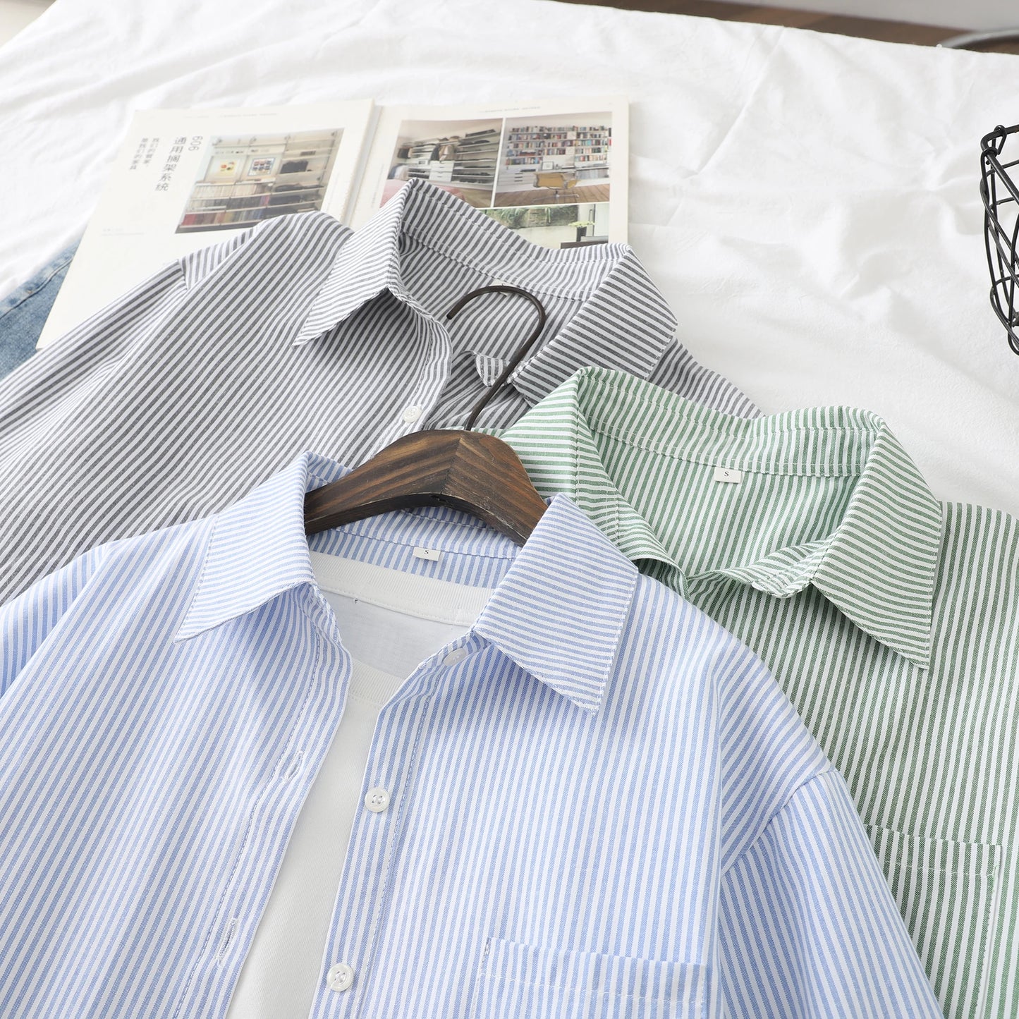 Einfache weiß blau rot gestreifte Hemd Frauen Frühling neue weibliche lässige Langarm Blusen und Tops Mode Damen Kleidung