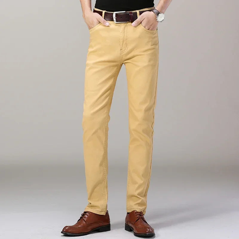 Männer Jeans Reine Weiße Mode Elastische Dünne Jugend Abnehmen Gerade Bein Männliche Hosen Business Casual Mittleren Alters High-End-Hose