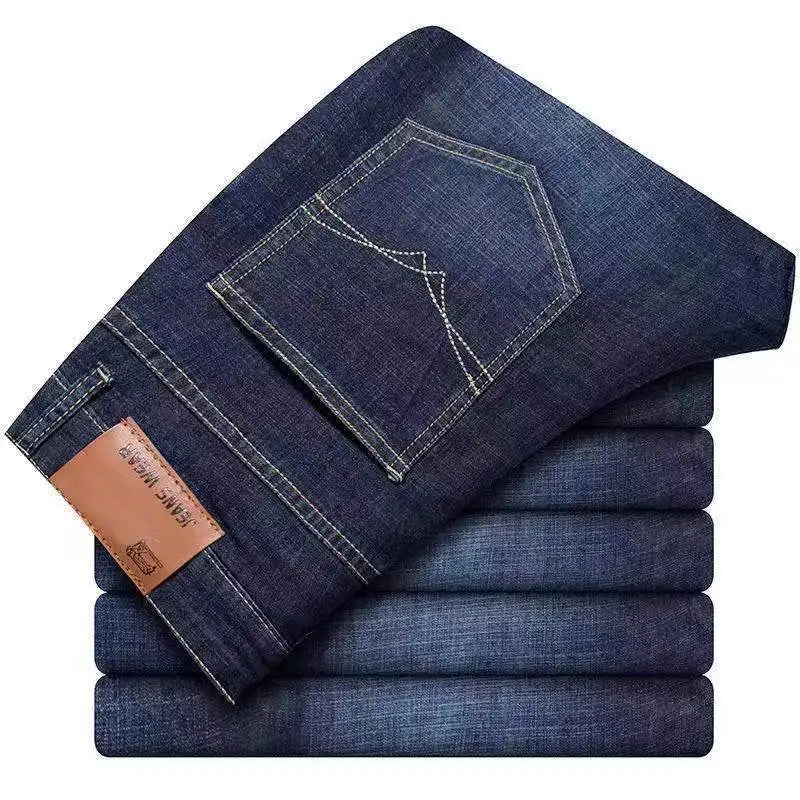 Klassische Herrenjeans, blau, bequem, Business, gerade, Freizeithose, Marke, männliche Kleidung, Hose