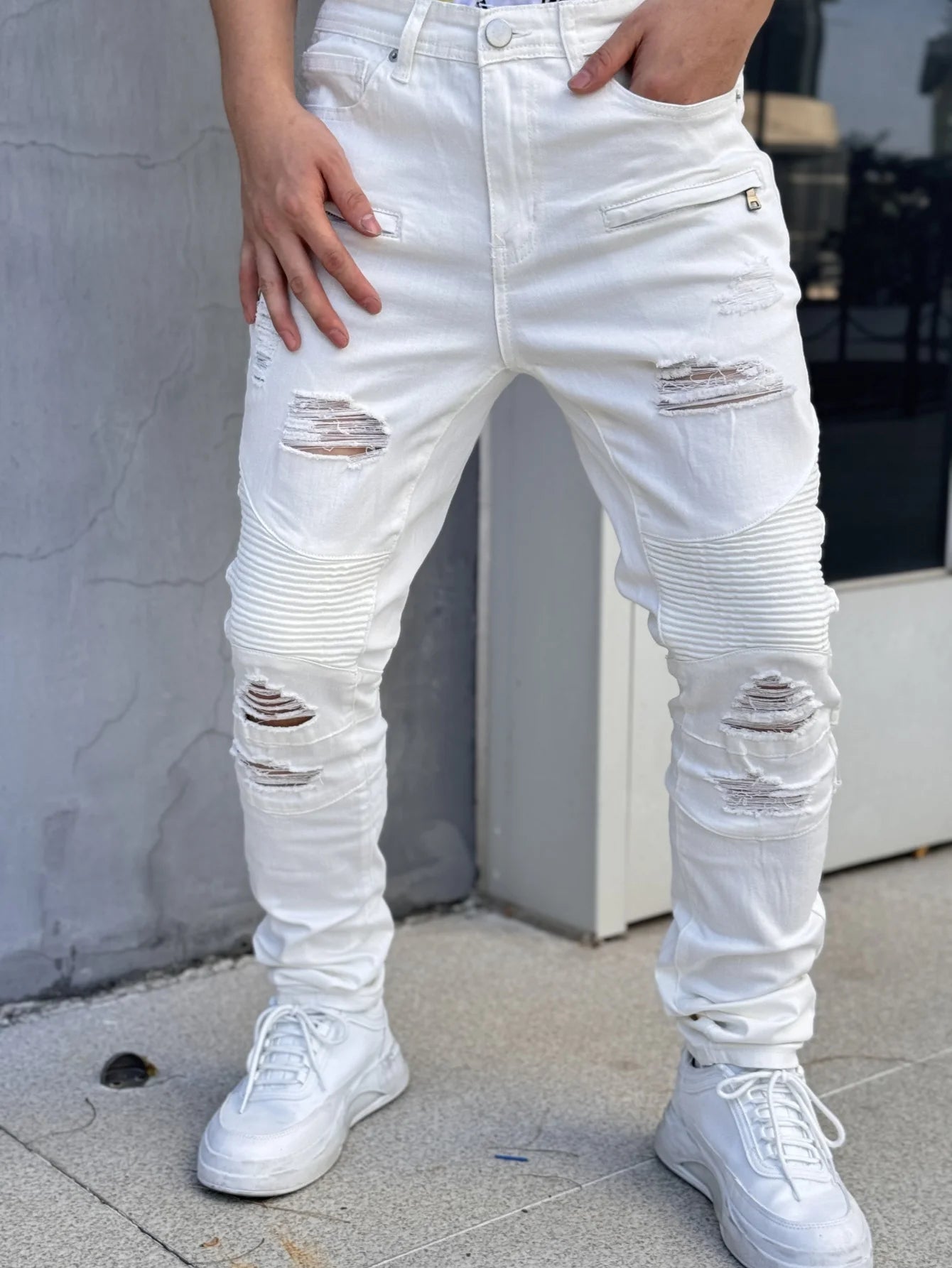 Modische Herrenjeans, coole und stilvolle Freizeithose im Hip-Hop-Stil, weißer Baumwollmischgewebe, atmungsaktiv und bequem