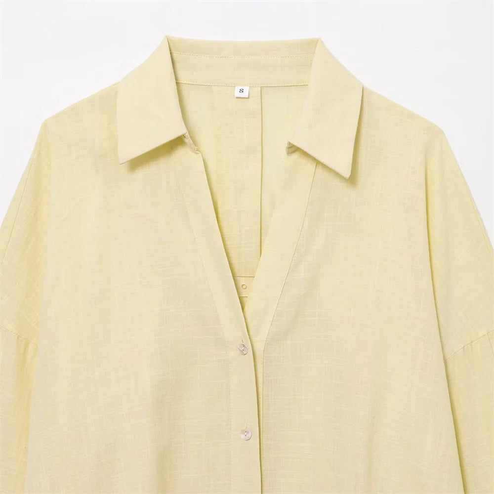 Damenhemd mit Kragen und weiten Ärmeln, schlichtes und lässiges Temperament-Sommerhemd im neuen Stil