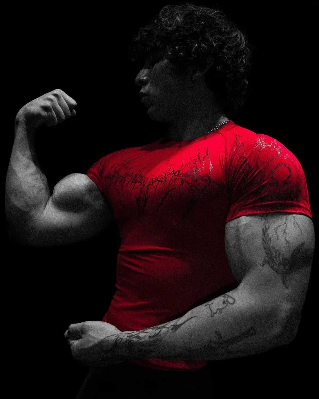 GYM-T-Shirt für Herren, dunkler Gothic-Druck, Muskel-T-Shirt, hohe Elastizität und schnell trocknende Übung für Bodybuilding-Training, 2025, Sommer