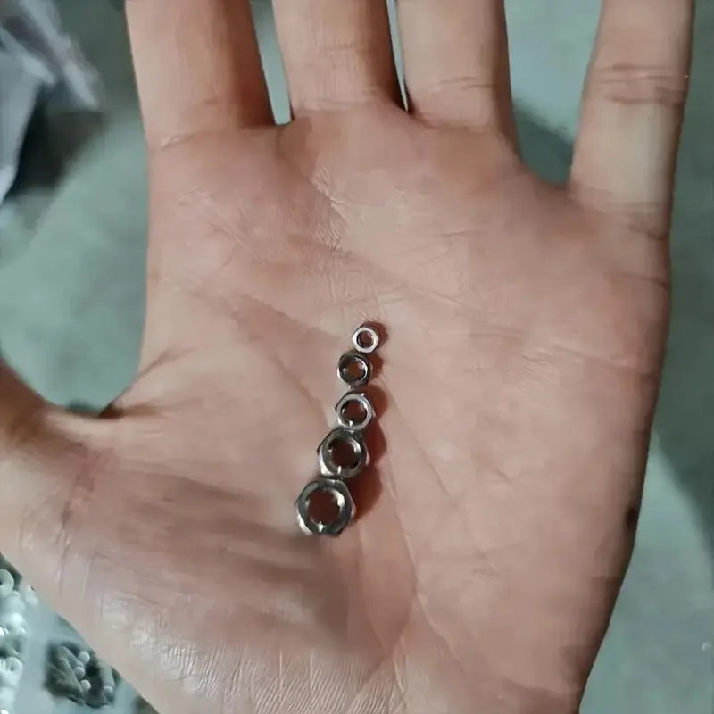 320-teiliges Premium-Sortimentsset für Schrauben und Muttern aus Edelstahl – korrosionsbeständig, einrastbare Muttern, Größen M2 bis M5 – ideal zum Selbermachen,